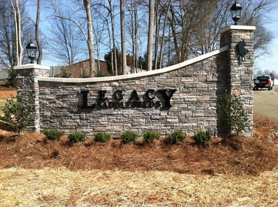 3D Signs & Dimensional Lettering